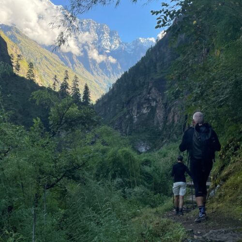 Trekking to Chumling
